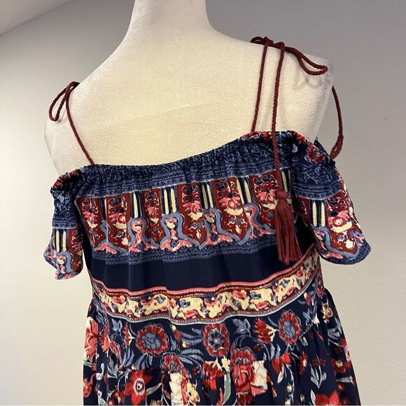 Knox rose floral open shoulder mini dress - Picture 9 of 14